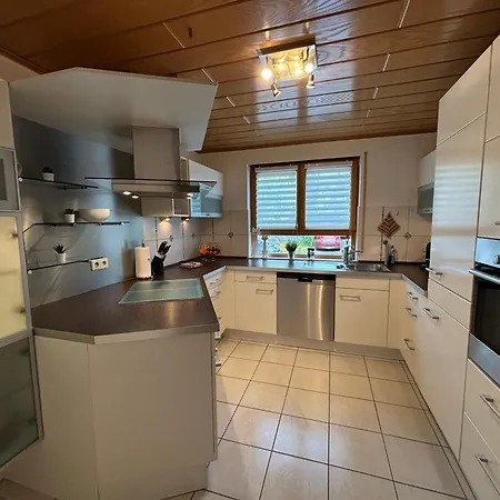 Grosszuegige Im Remstal Apartment *